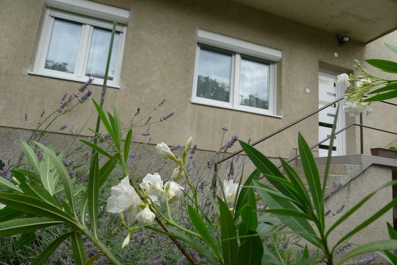 Zola Lägenhet Zagreb Exteriör bild